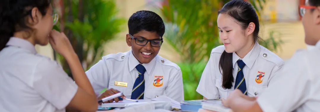 【学校巡礼】—— 新加坡辅华中学（FHSS）